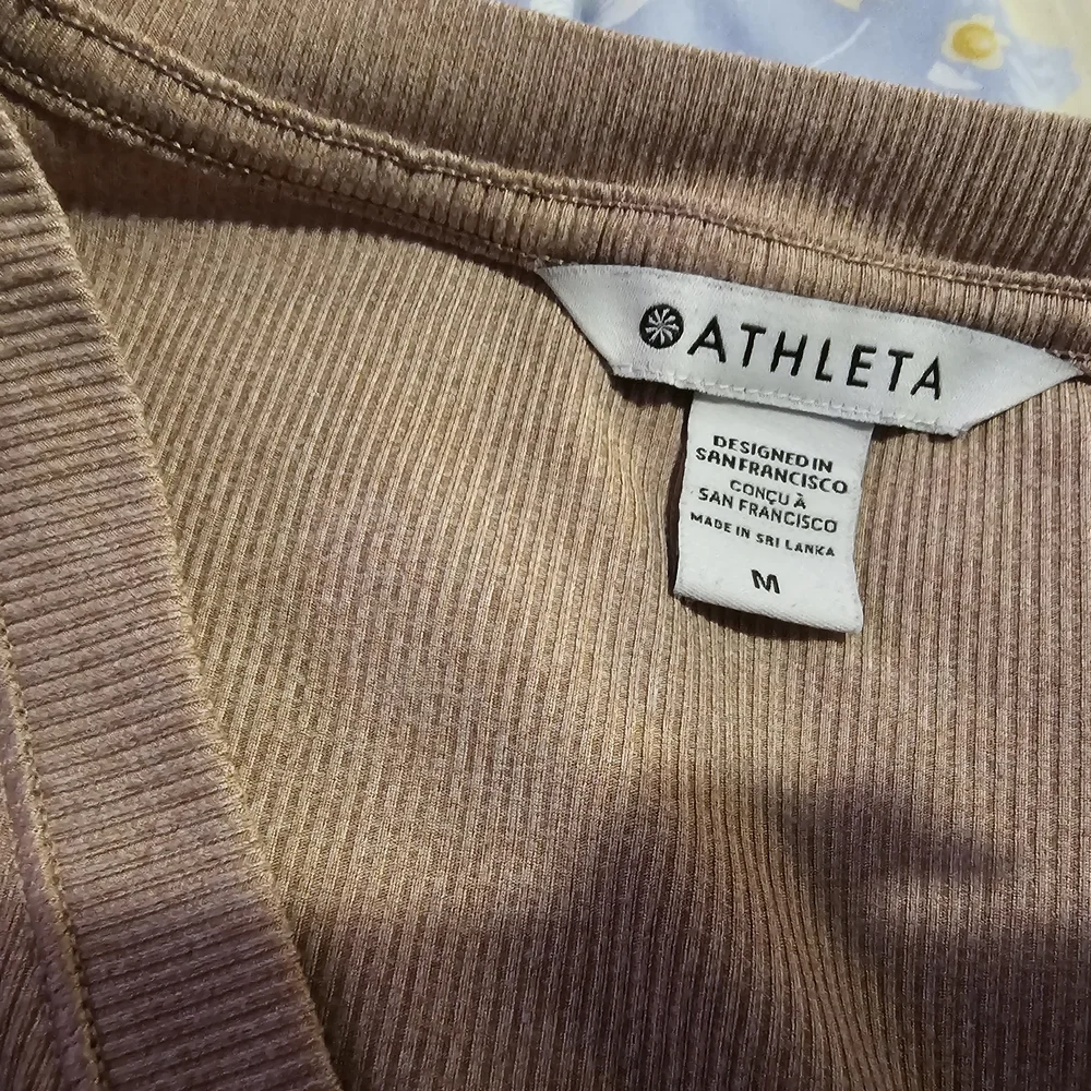 Athleta Dusty Pink V-Neck Long Sleeve Blouse - Picture 5 of 5